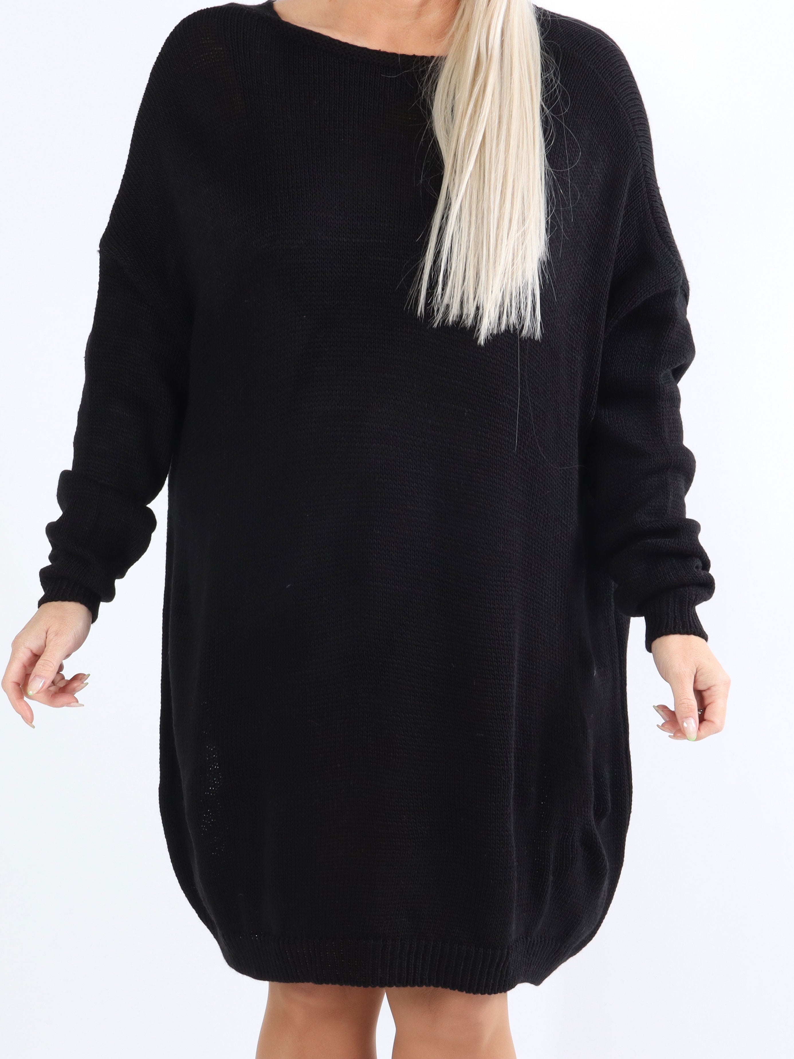 Stella - Simpel strikkjole i plus size med dyb ryg